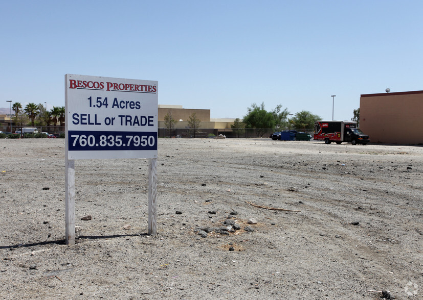 66675 Two Bunch Palms Dr, Desert Hot Springs, CA for sale - Primary Photo - Image 1 of 1