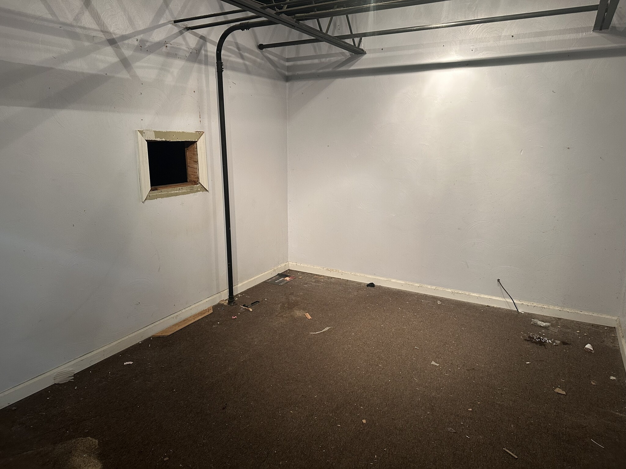 8459 Chesapeake Blvd, Norfolk, VA for lease Interior Photo- Image 1 of 7