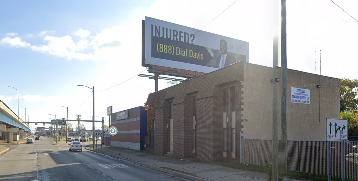 15921 W 8 Mile Rd, Detroit, MI for sale Building Photo- Image 1 of 32