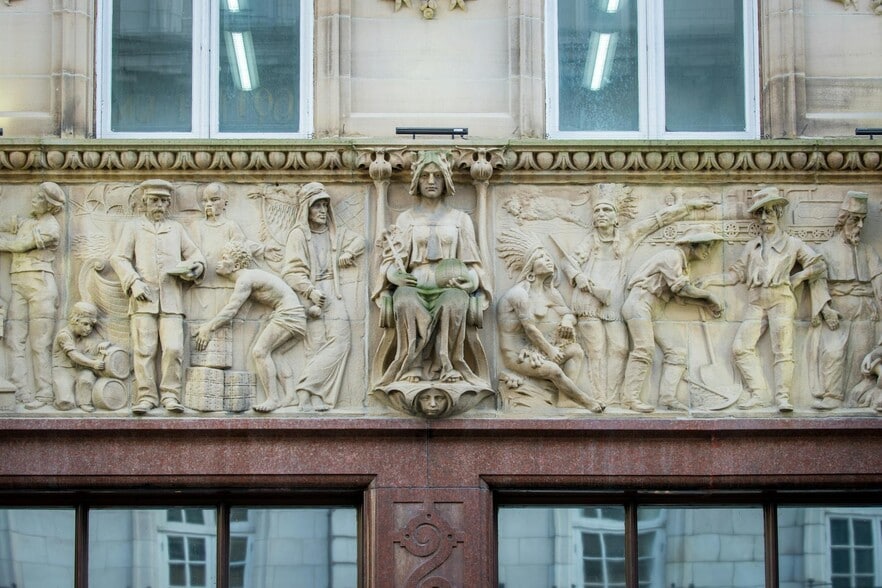 18 Park Row, Leeds for lease - Building Photo - Image 2 of 4