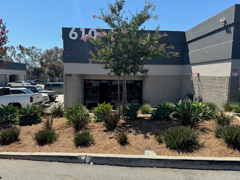 610 W El Segundo Blvd, Los Angeles, CA for lease Building Photo- Image 1 of 3