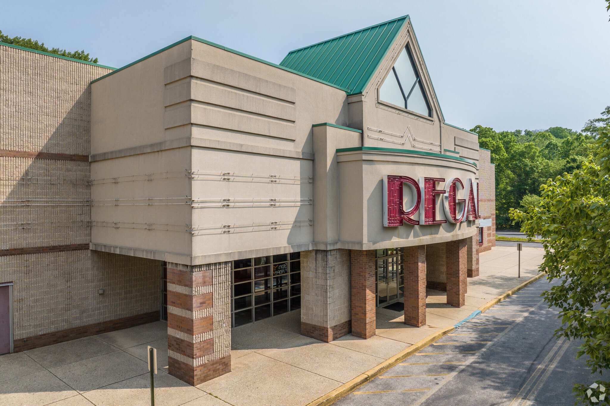 4855 West Chester Pike, Newtown Square, PA 19073 - Edgmont Square