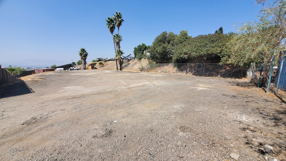 12087 Lopez Canyon Rd, Sylmar, CA for sale - Building Photo - Image 1 of 1