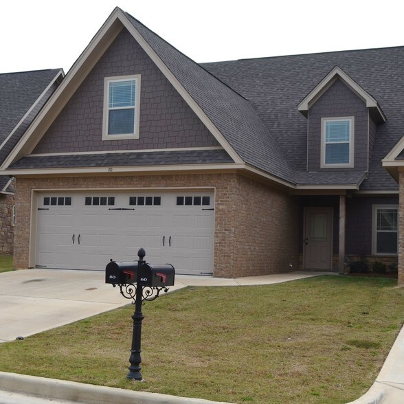 74 Shell Stone Ct, Pike Road, AL 36064