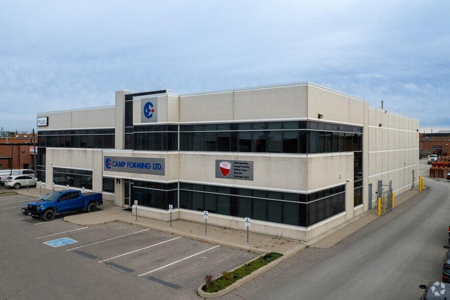 71 Creditstone Rd, Vaughan, ON for sale - Primary Photo - Image 1 of 1