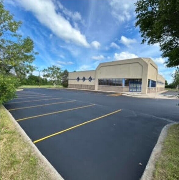 887 State Route 11, Champlain, NY for sale - Building Photo - Image 1 of 1