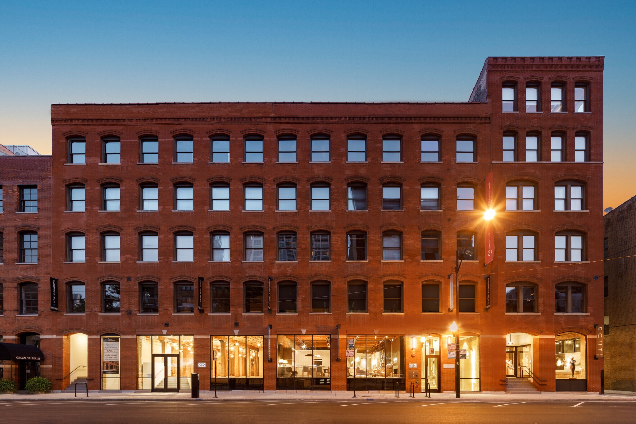 212 W Superior St, Chicago, IL for lease Building Photo- Image 1 of 3