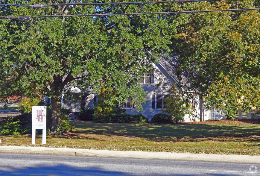 1432 Sunset Blvd, West Columbia, SC for sale - Building Photo - Image 1 of 1