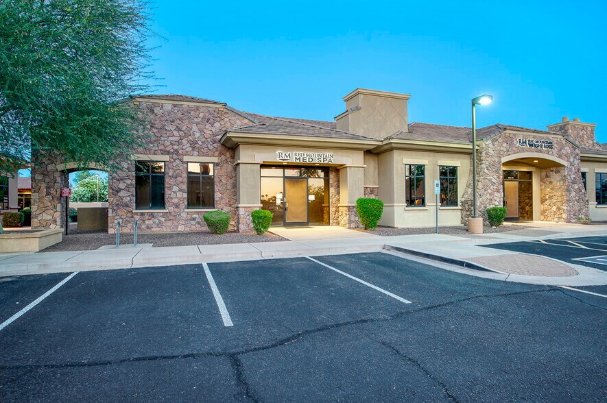 1635 N Greenfield Rd, Mesa, AZ for sale - Building Photo - Image 2 of 16