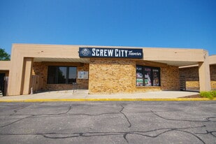 4412 Manchester Dr, Rockford IL - Pub