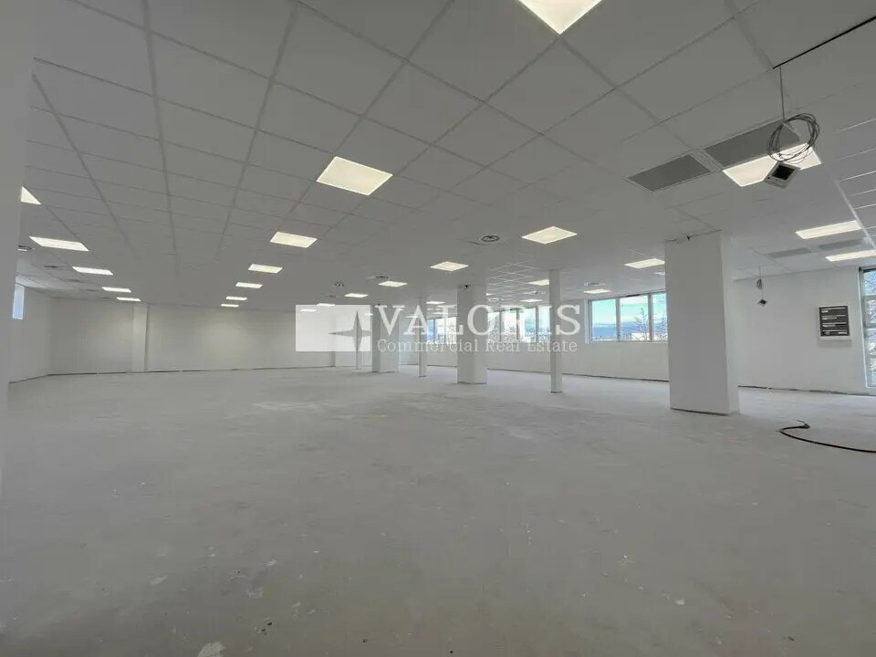 Retail in Villefranche-sur-Saône for lease Interior Photo- Image 1 of 7
