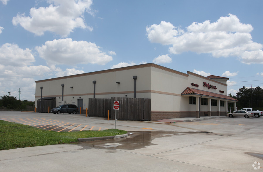 2717 Fm 1960 Rd E, Houston, TX for sale - Building Photo - Image 2 of 2