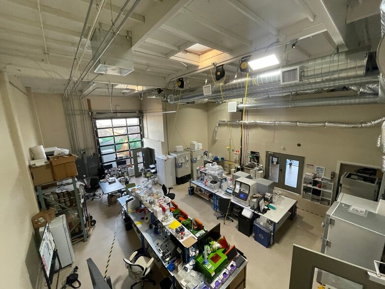 1130 Independence Ave, Mountain View, CA for lease - Building Photo - Image 3 of 14