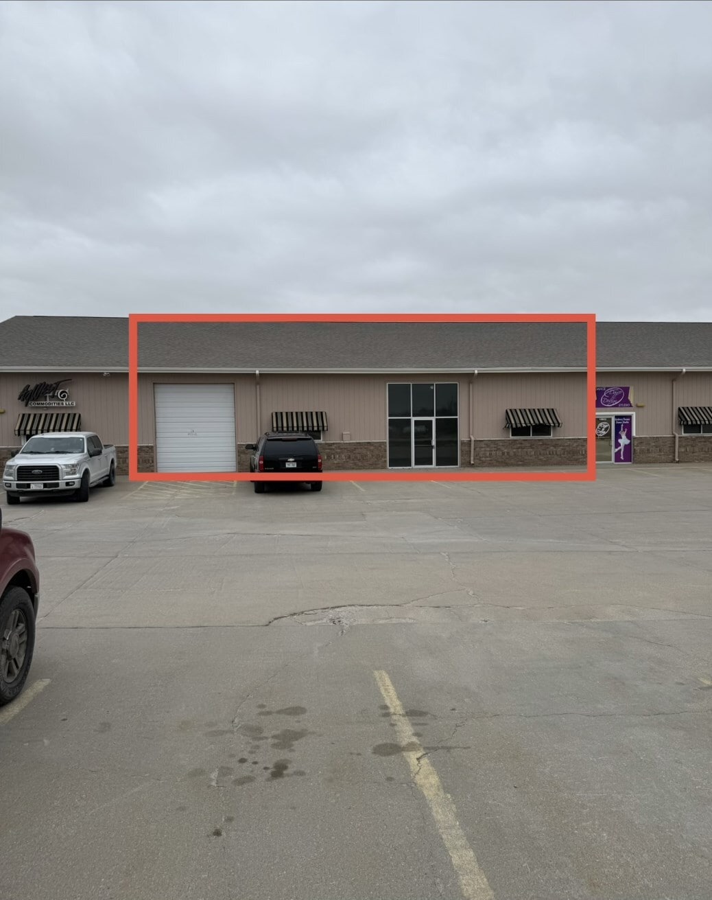 13633 S 217th St, Gretna, NE for lease Building Photo- Image 1 of 7