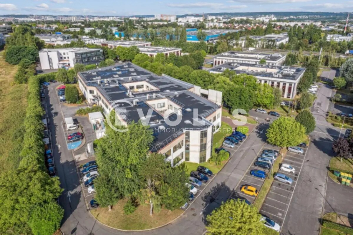 Flex in Antony for lease Aerial- Image 1 of 9