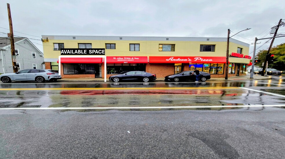 881-889 Main St, Winchester, MA for lease - Building Photo - Image 1 of 3