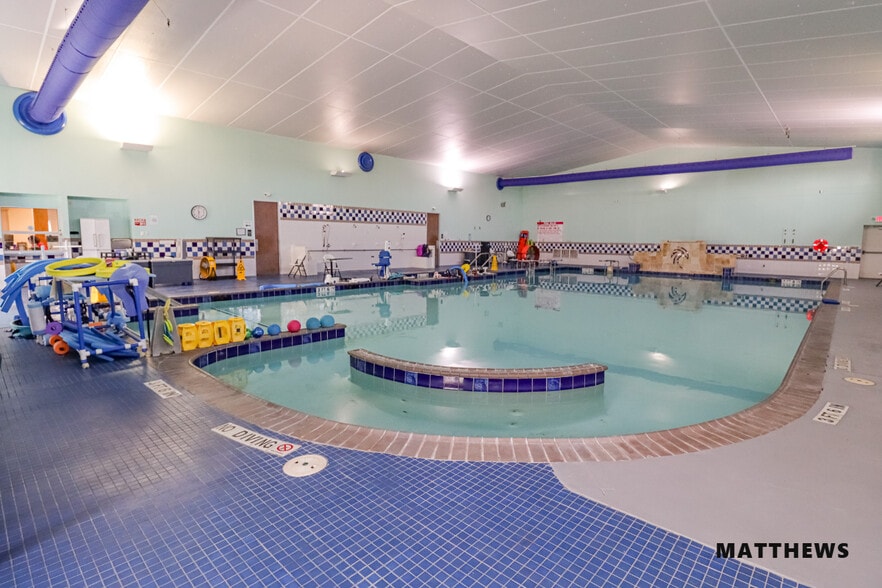 8405 Wynbrook St, Houston, TX for sale - Building Photo - Image 2 of 3