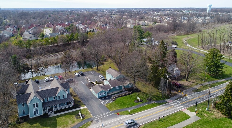 285 S Liberty St, Powell, OH for lease - Aerial - Image 2 of 8