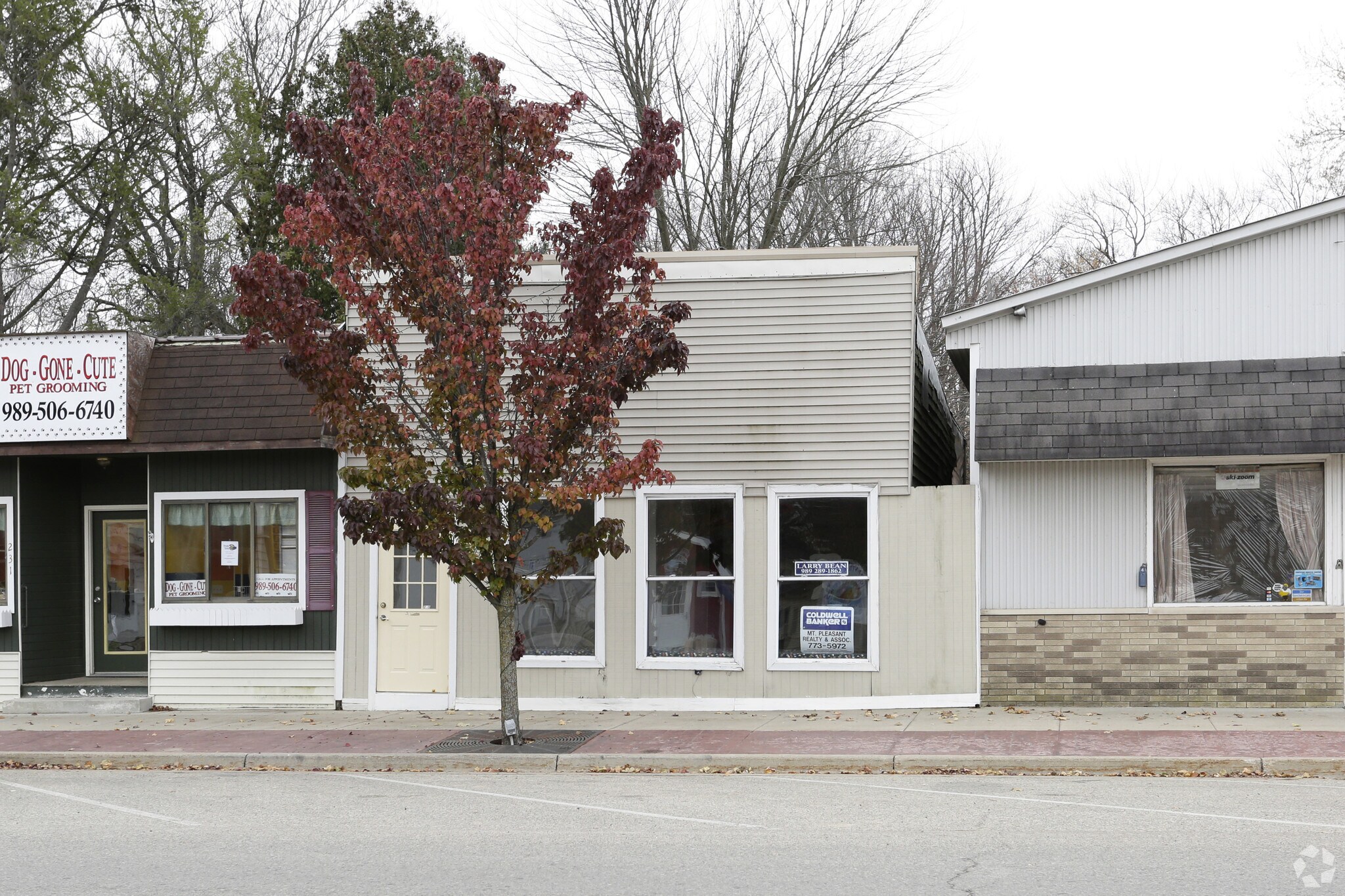 235 W Wright Ave, Shepherd, MI for sale Primary Photo- Image 1 of 1