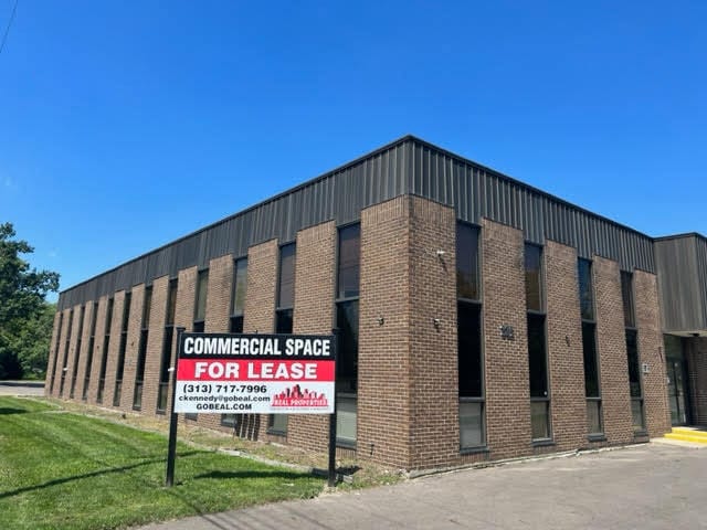 835 Louisa St, Lansing, MI for lease - Building Photo - Image 3 of 14