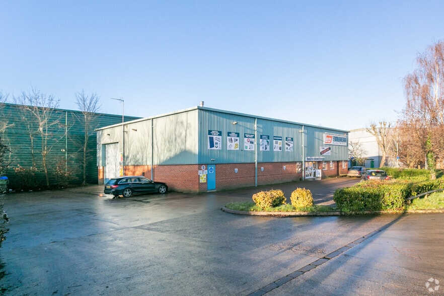 Thorpe Mead, Banbury for sale - Primary Photo - Image 1 of 1