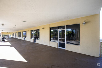 4600 Gulf Blvd, Saint Petersburg, FL for lease Building Photo- Image 2 of 3