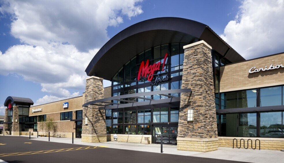 1201 S Hastings Way, Eau Claire, WI 54701