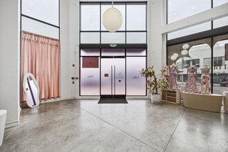 8303-8315 Melrose Ave, West Hollywood, CA for lease Interior Photo- Image 2 of 9