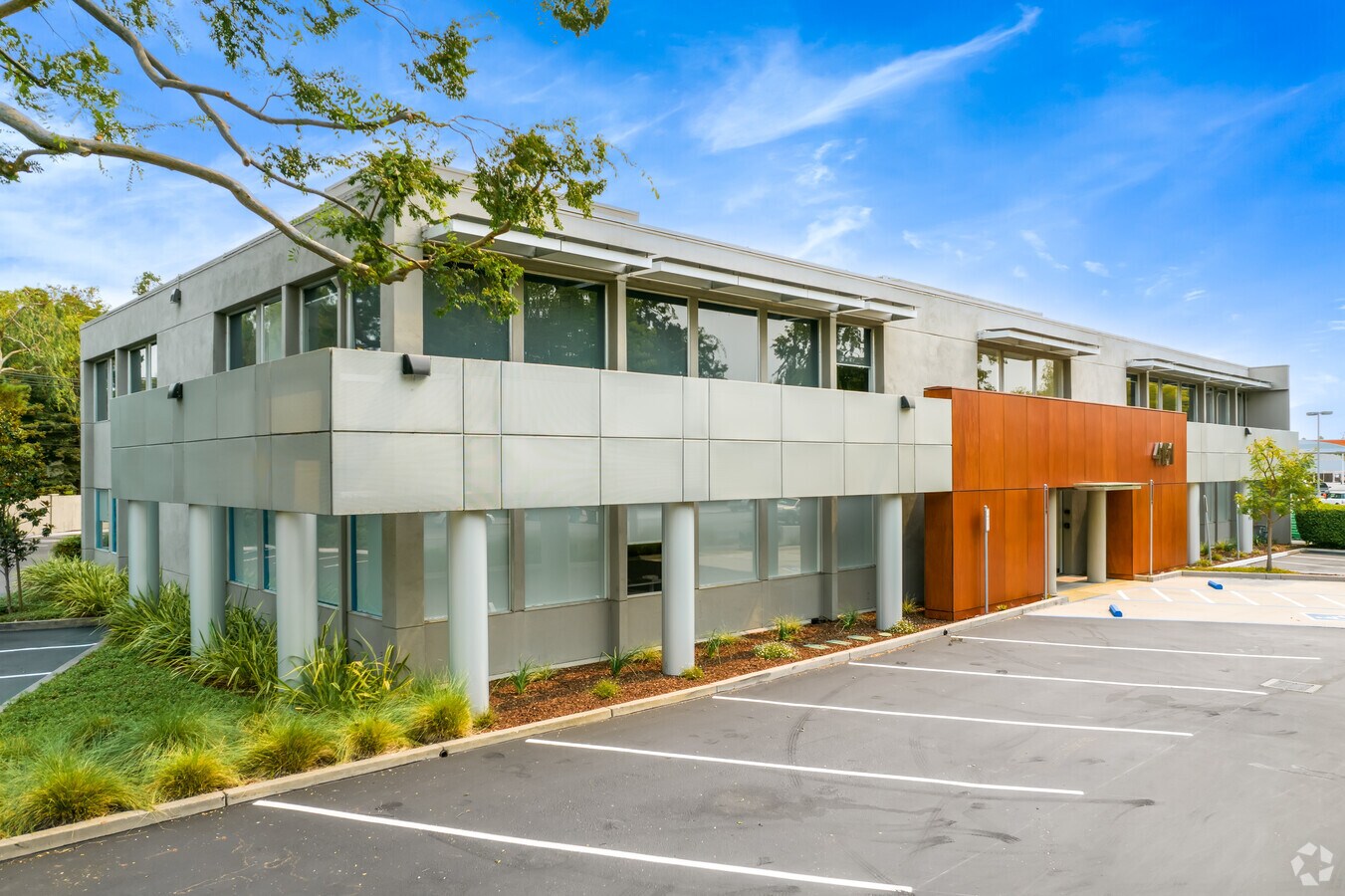 4151 Middlefield Rd, Palo Alto, CA 94303