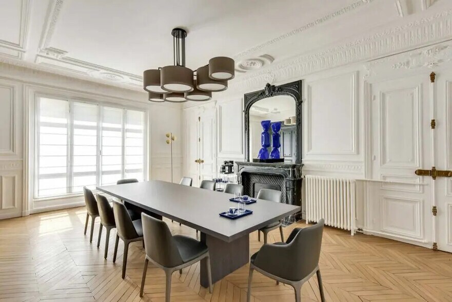 Office in Paris for lease - Interior Photo - Image 2 of 7
