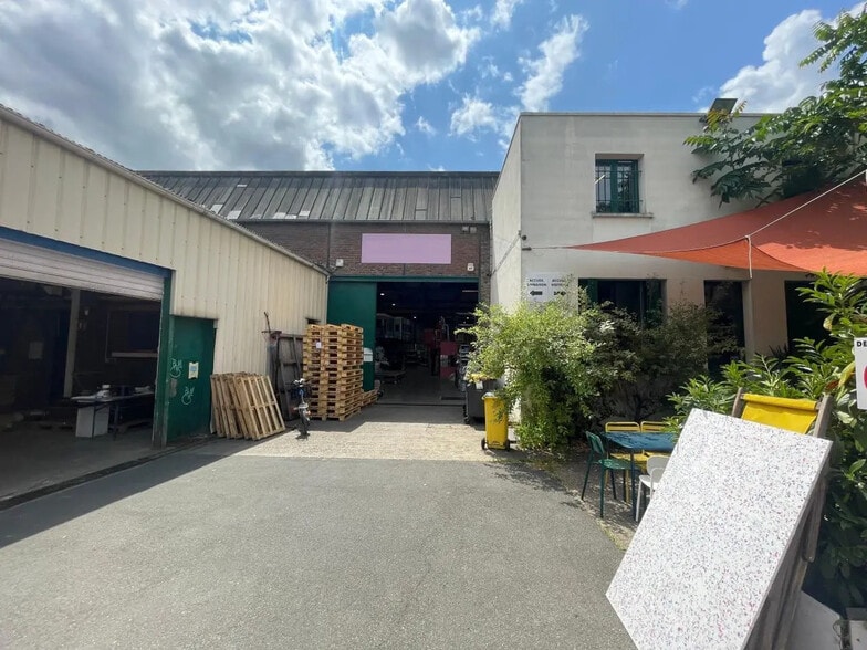 Flex in Aubervilliers for lease - Building Photo - Image 1 of 1