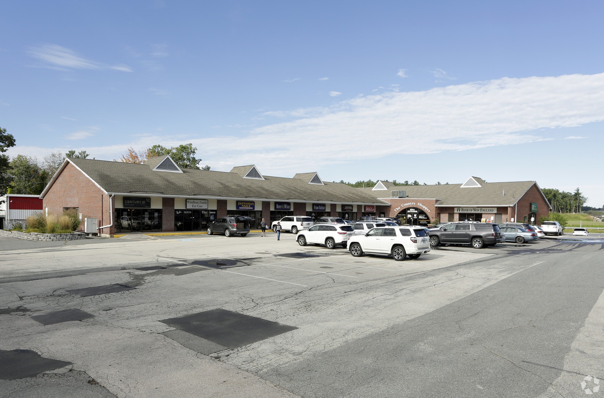 58 Range Rd, Windham, NH for sale Primary Photo- Image 1 of 1