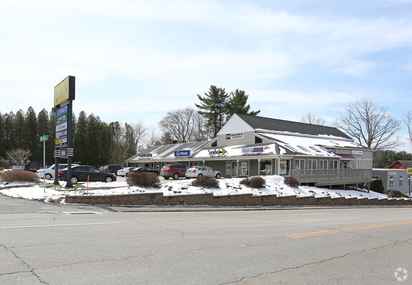 954 E Main St, Torrington, CT for lease - Building Photo - Image 2 of 5