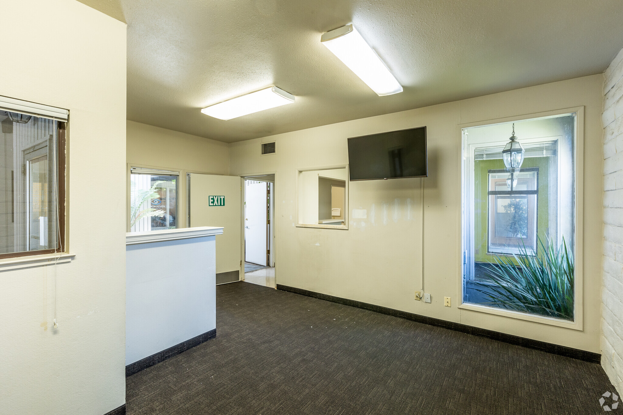 3260 Beard Rd, Napa, CA for lease Interior Photo- Image 1 of 11