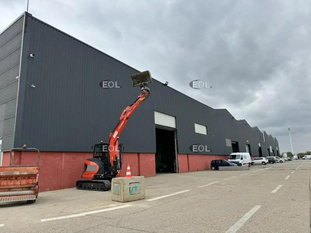 7 Chemin De La Voute, Le Grand-Quevilly for lease Building Photo- Image 1 of 18