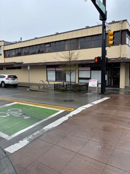 825 S 3rd St, Renton, WA for lease - Building Photo - Image 3 of 3