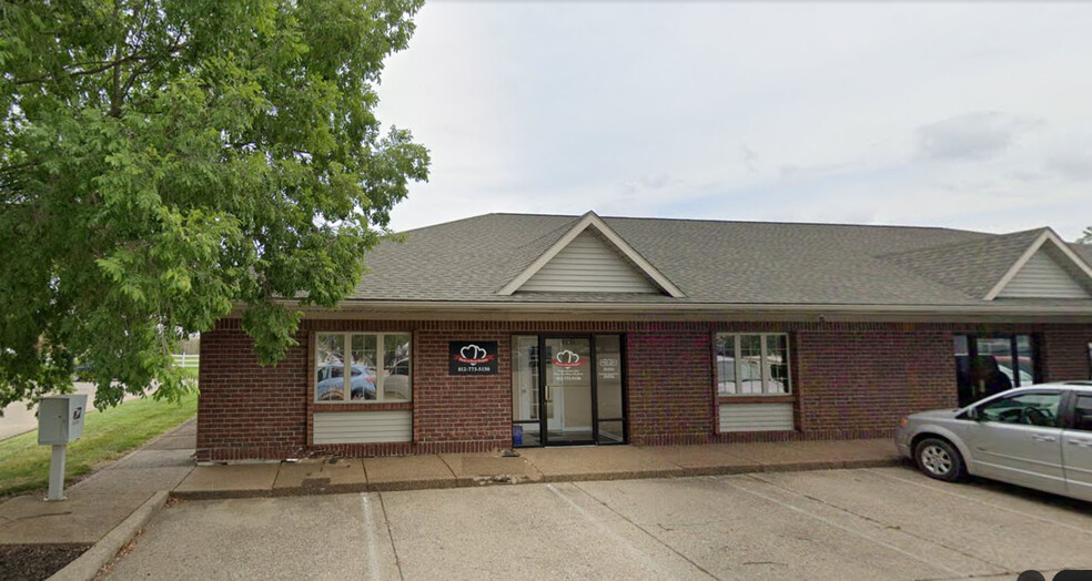 2532 Waterbridge Way, Evansville, IN for sale - Building Photo - Image 1 of 1