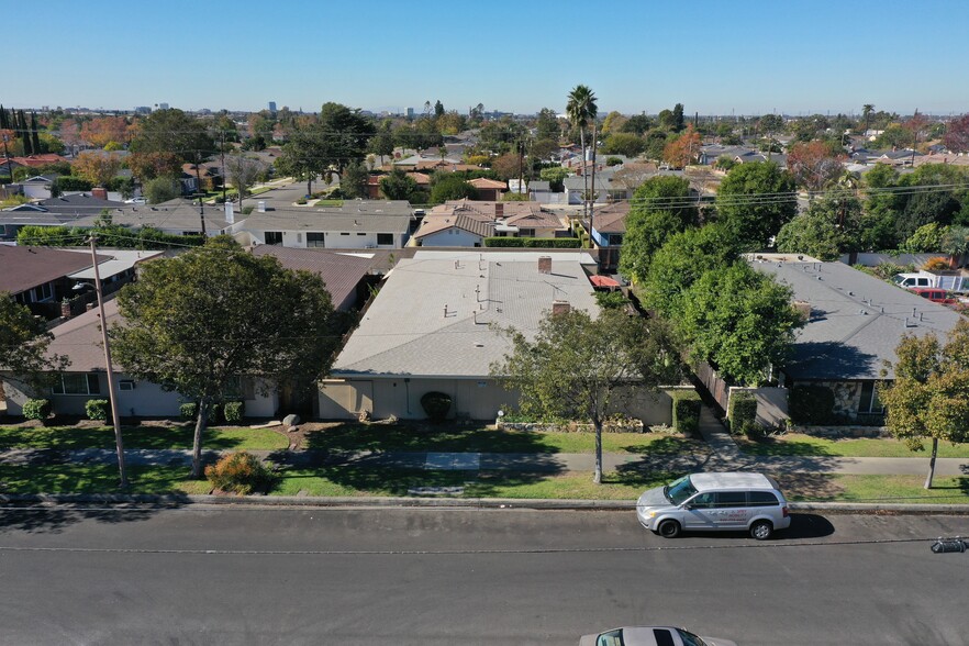 786 N Shattuck Pl, Orange, CA for sale - Building Photo - Image 2 of 8