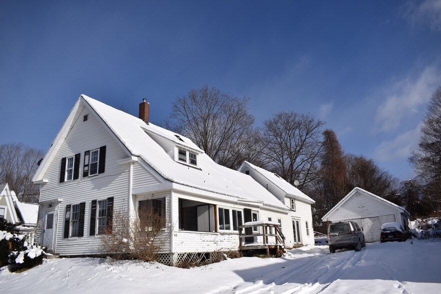 363 Elm St, Laconia, NH 03246