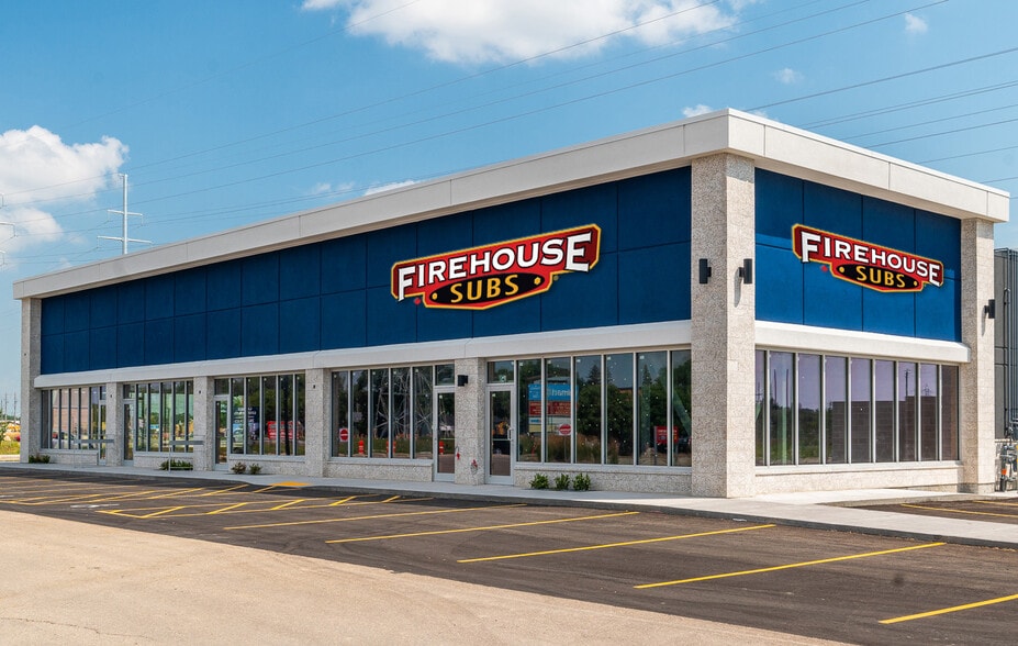 1090 Taylor Av, Winnipeg, MB for sale - Building Photo - Image 1 of 1