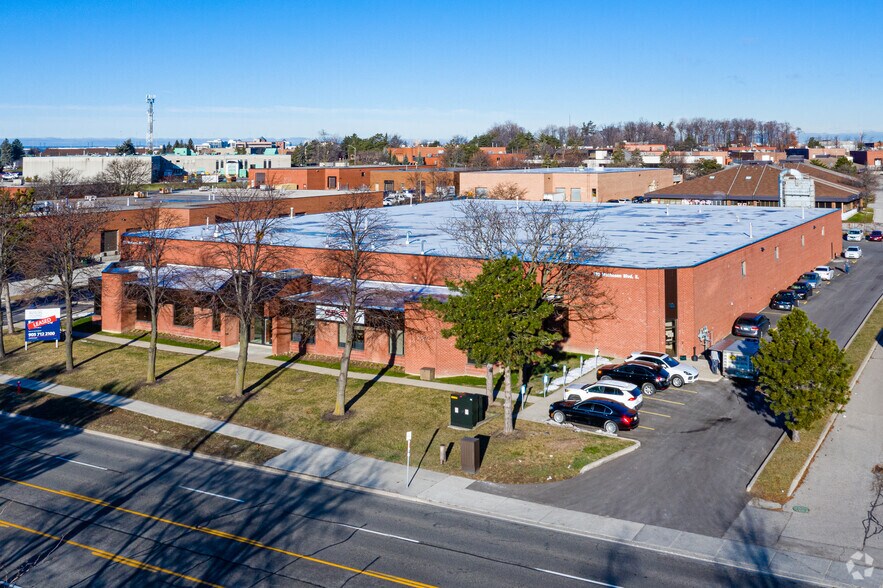 190 Matheson Blvd E, Mississauga, ON for sale - Primary Photo - Image 1 of 1