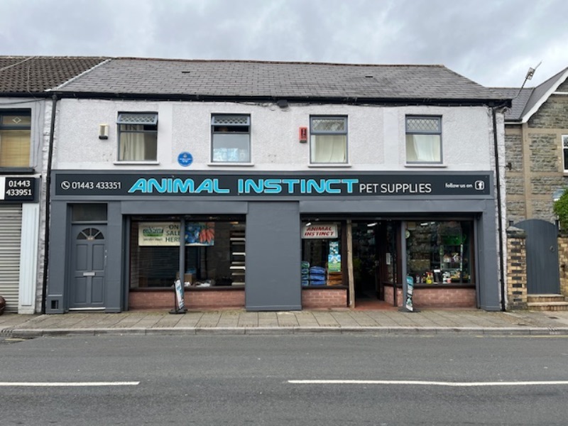 35 Church Rd, Pentre for sale Primary Photo- Image 1 of 22