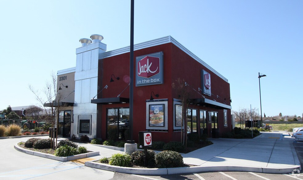 2301 Crows Landing Rd, Modesto, CA 95358