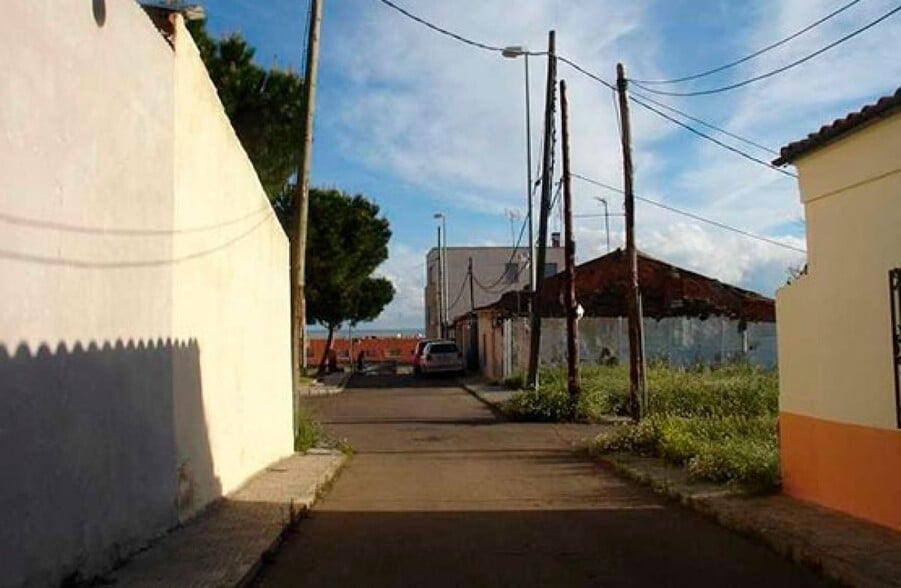 Land in Salamanca for sale - Building Photo - Image 2 of 4