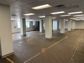 2701 Spring Grove Ave, Cincinnati, OH for lease Interior Photo- Image 2 of 6