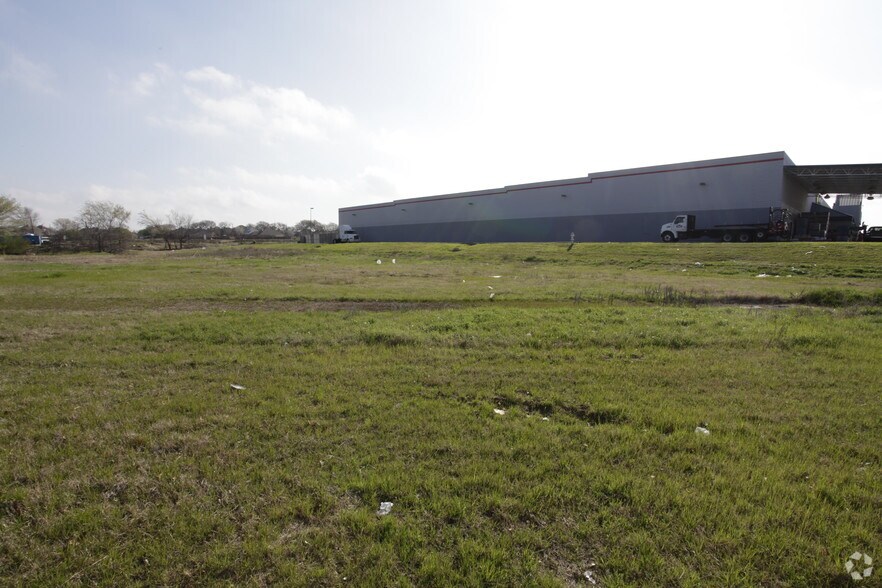 6100 Precinct Line Rd, North Richland Hills, TX for sale - Primary Photo - Image 1 of 1