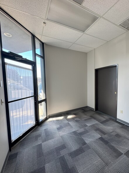 109A S Scott St, Spokane, WA for lease - Building Photo - Image 2 of 9