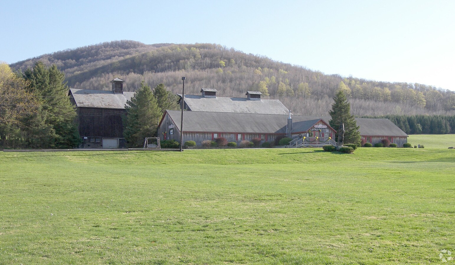 66 Colgate Hts, Bennington, VT 05201