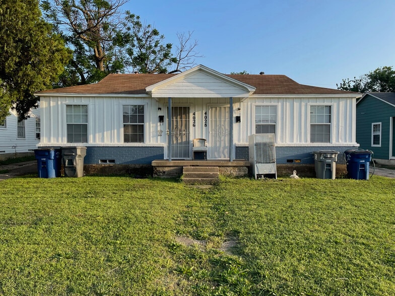4026 Walker St, Dallas, TX for lease - Primary Photo - Image 1 of 1