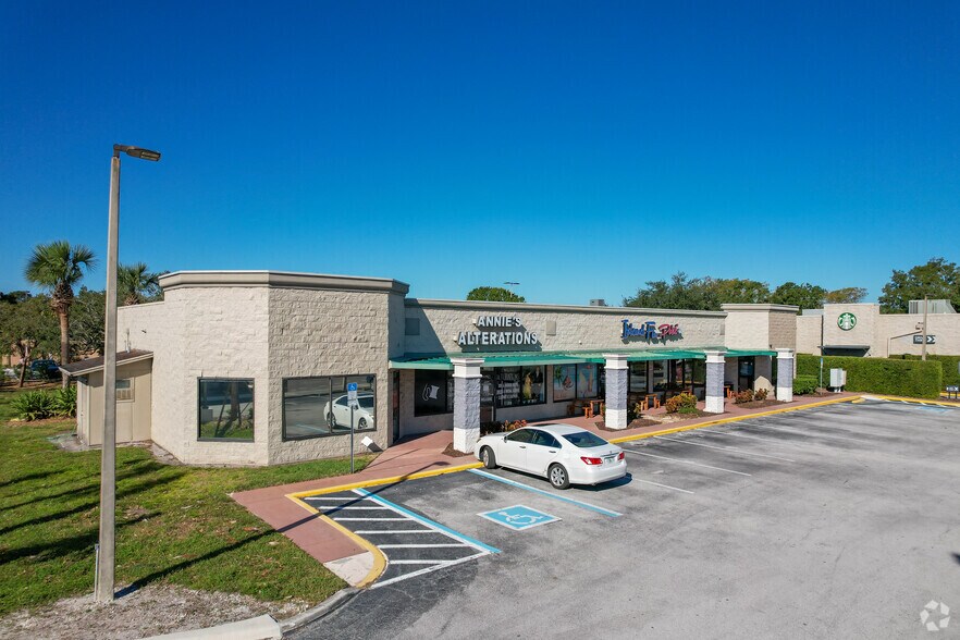 5601-5775 Red Bug Lake Rd, Winter Springs, FL for lease - Building Photo - Image 2 of 28